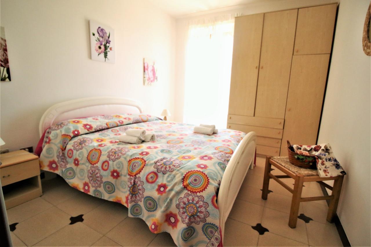 Holidaycasa Leone - Con Posto Auto A 200Mt Dal Mare Sperlonga Εξωτερικό φωτογραφία
