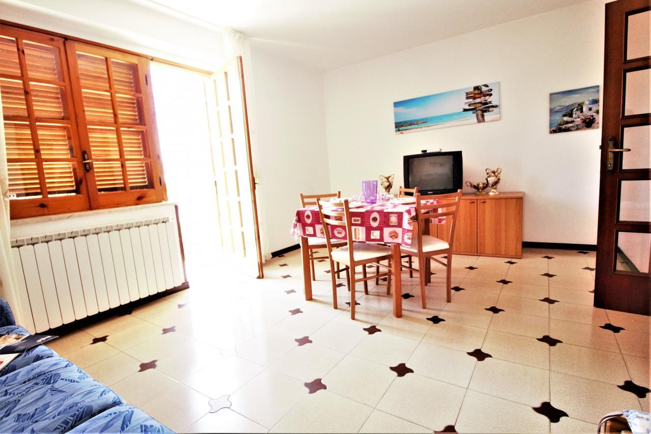Holidaycasa Leone - Con Posto Auto A 200Mt Dal Mare Sperlonga Εξωτερικό φωτογραφία
