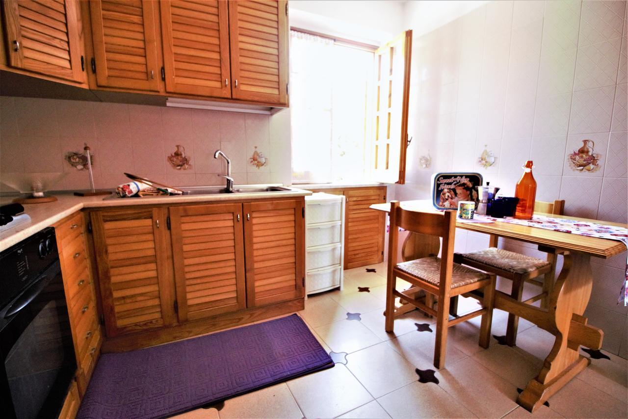 Holidaycasa Leone - Con Posto Auto A 200Mt Dal Mare Sperlonga Εξωτερικό φωτογραφία