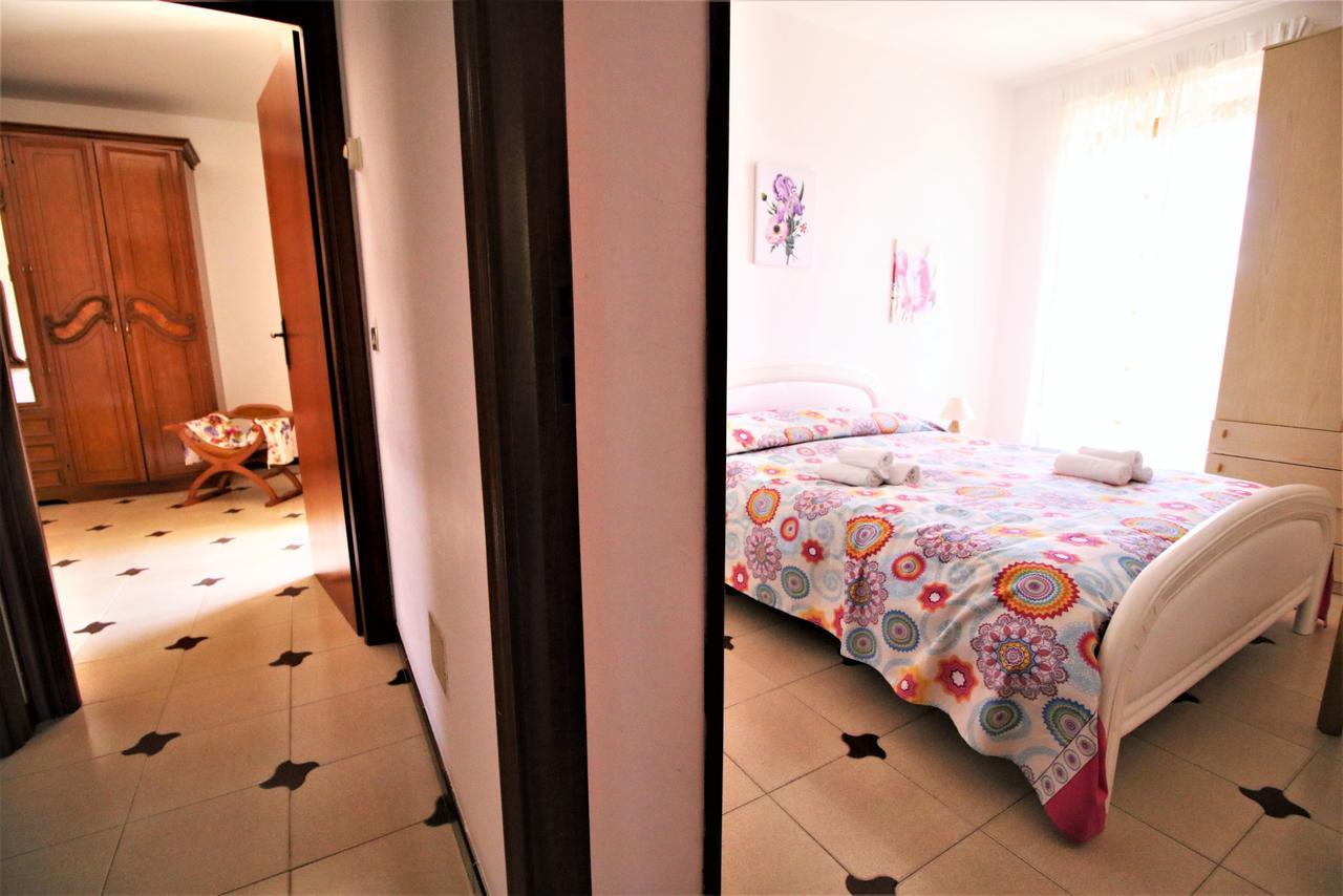 Holidaycasa Leone - Con Posto Auto A 200Mt Dal Mare Sperlonga Εξωτερικό φωτογραφία